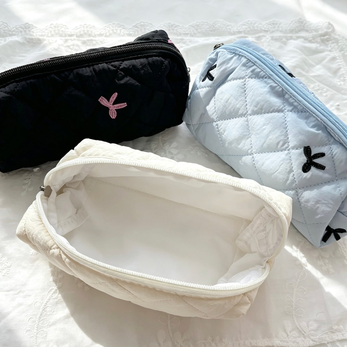 Coquette Diamond-Quilted Bow Embroidery Pencil Pouch — Soft Puffer Large-Capacity Storage Bag for Students