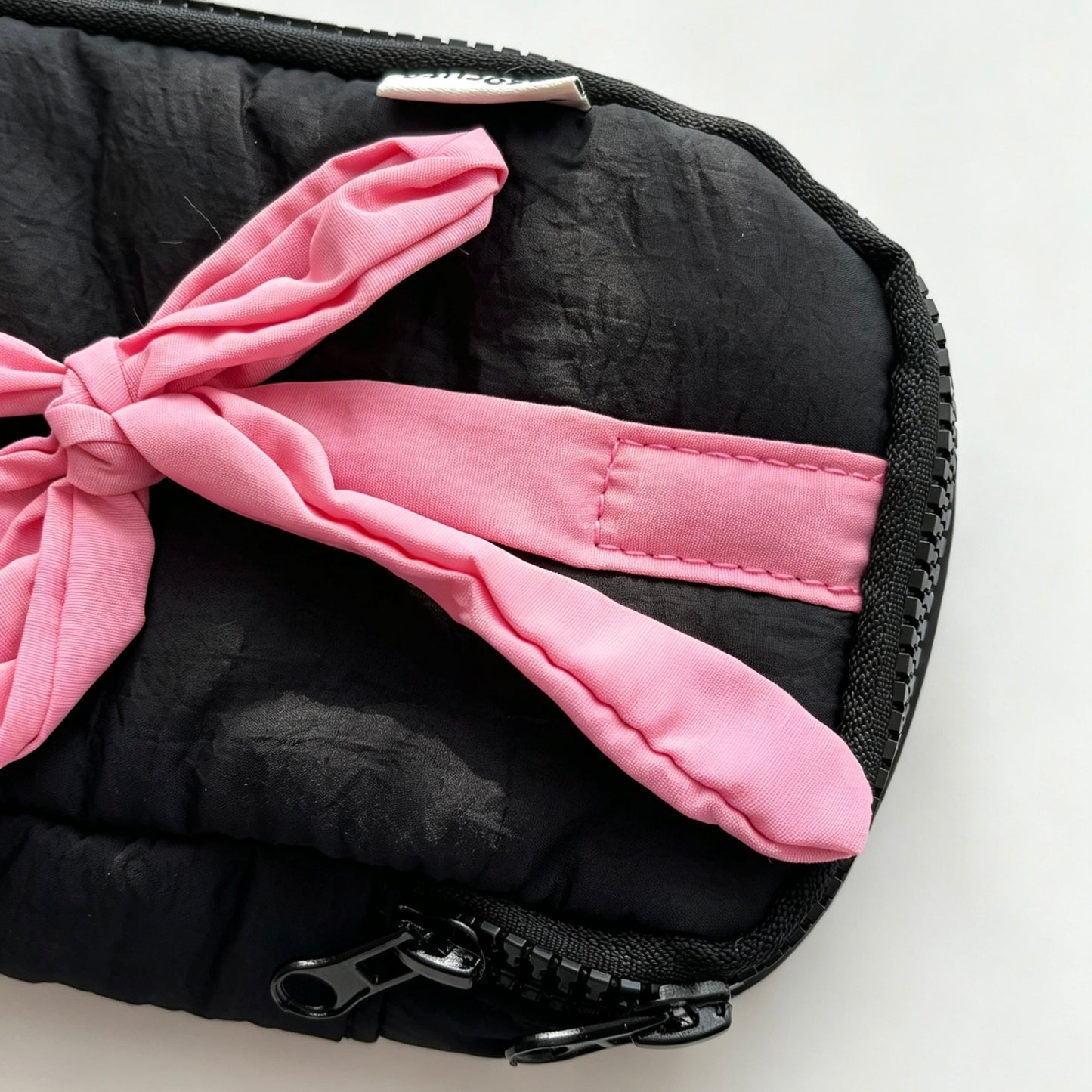 Coquette Puffer Quilted Pencil Pouch — Large-Capacity Pen Bag with Hot Pink Bow Ribbon & Mesh Pocket for Students