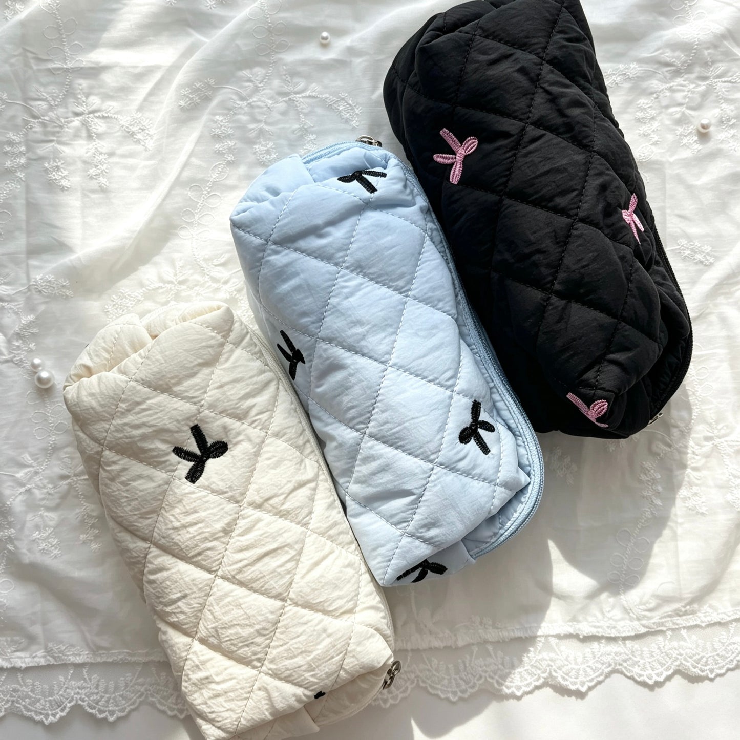 Coquette Diamond-Quilted Bow Embroidery Pencil Pouch — Soft Puffer Large-Capacity Storage Bag for Students